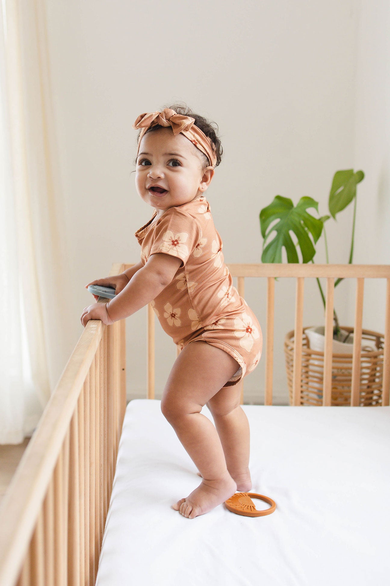 Short Sleeve Onesie - Honey Hau
